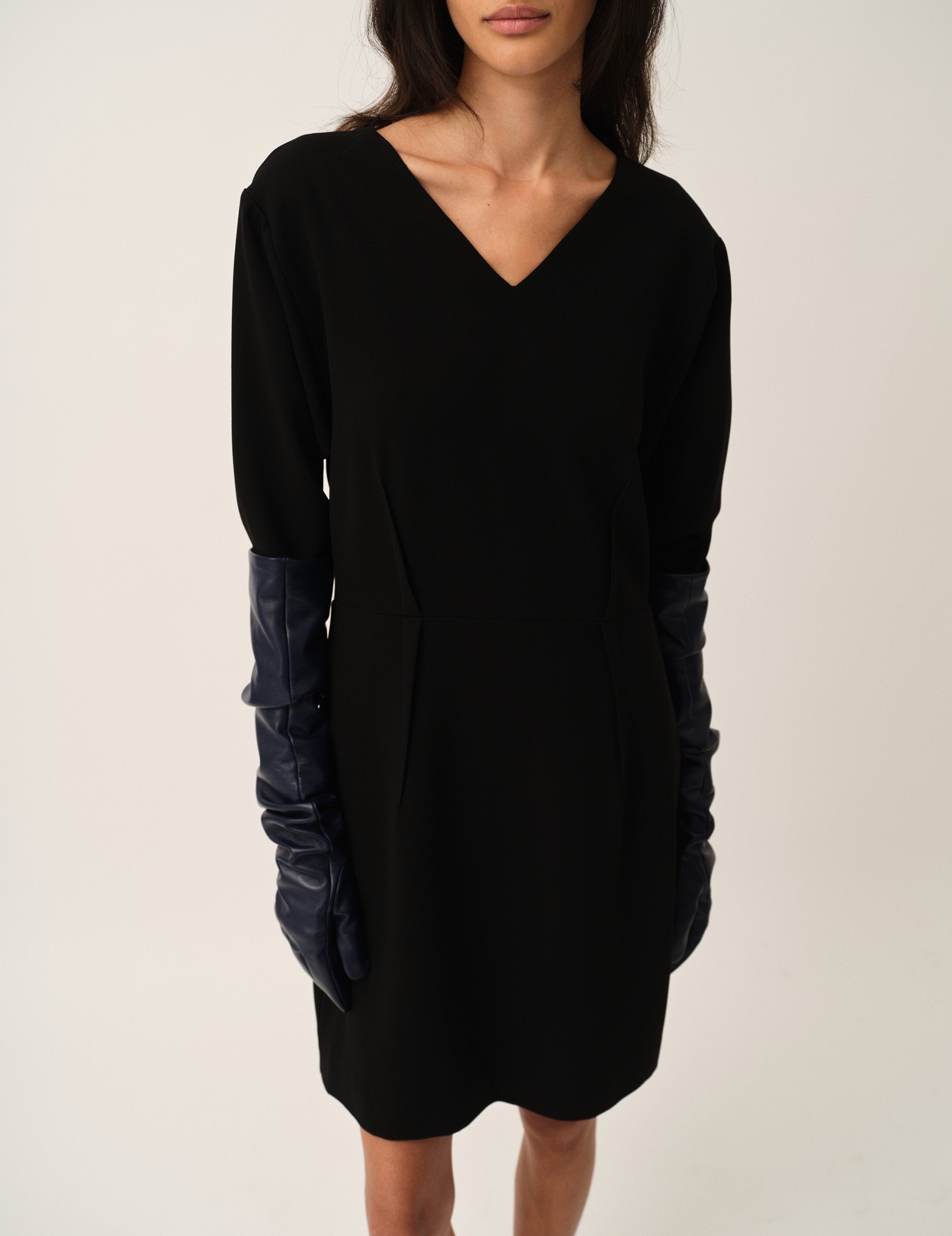Crepe Back Dress Black 4 / Black